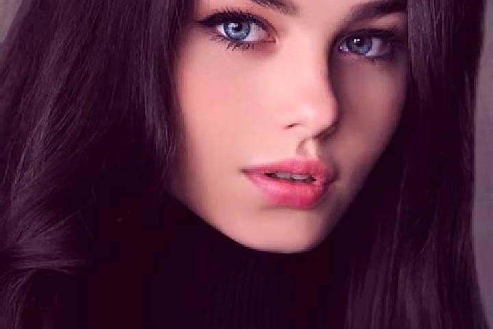 Hazel, 34, a brunette amber-eyed slavic companion based in Shalan. Offering Dinner Date, CIM. Available for incall and outcall, overnight bookings available.