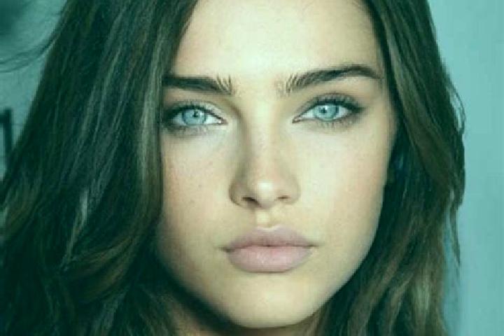 Hazel, 34, a brunette blue-eyed middle eastern companion based in Jayuya. Offering Duos, A-Level, OWO. Available for incall and outcall, day and evening dates.