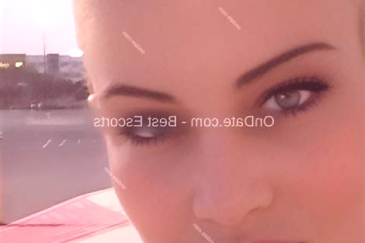 Hazel, 34 — Escort in Doushaguan, China