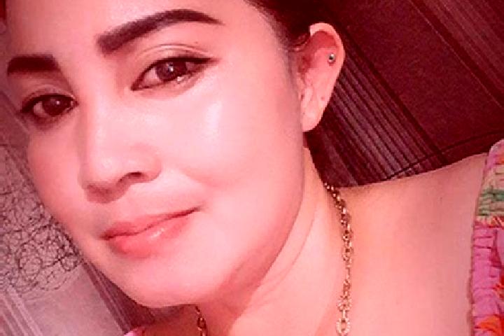 Hazel, 34 — Escort in Ganjur Girang, Indonesia