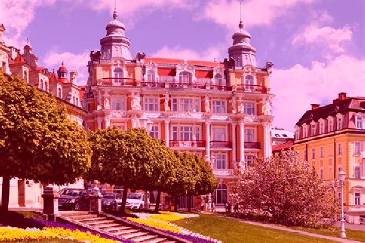 Hazel, 34 — Escort in Lipova-lazne, Czech Republic