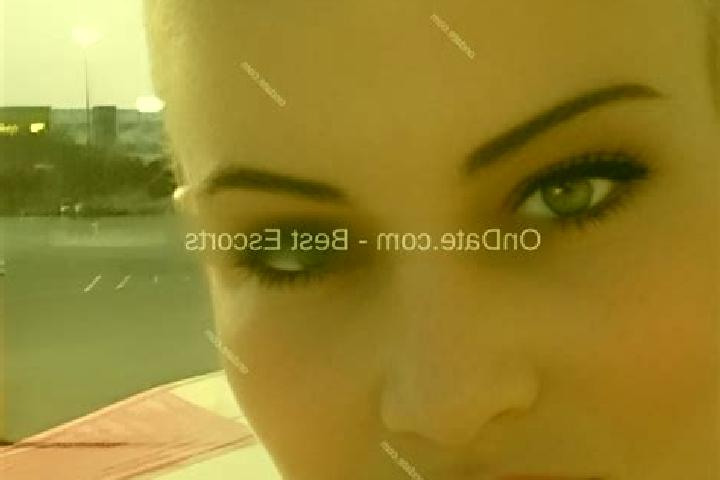 Hazel, 34 — Escort in Namur, Canada