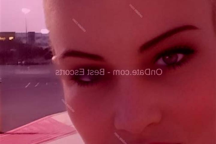 Hazel, 34 — Escort in Poporogi, Romania