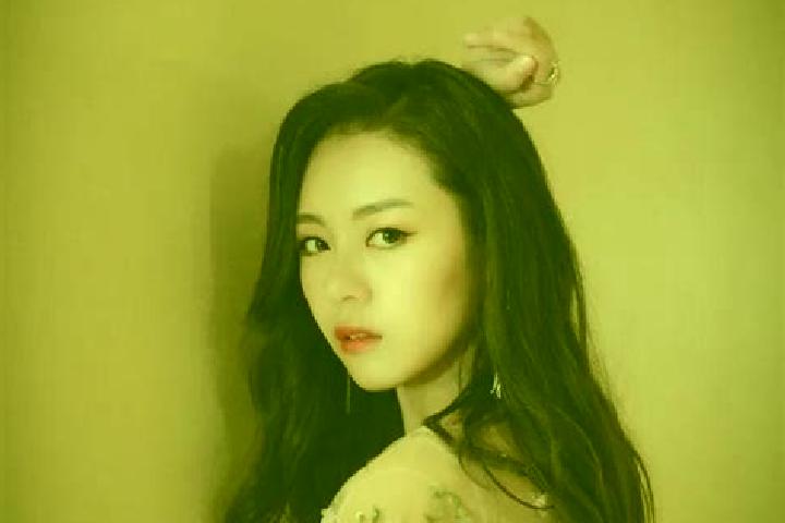 Hazel, 34 — Escort in Zitong, China