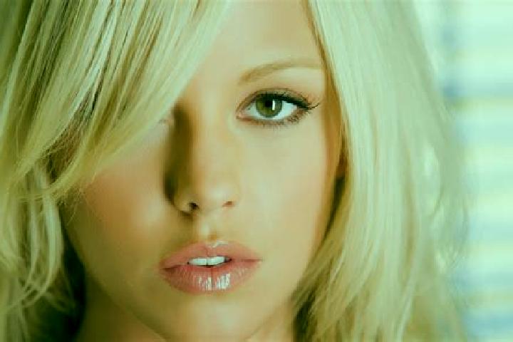Hazel, 35, a blonde brown-eyed european companion based in Woodville. Offering Party Girl, GFE, A-Level. Available for incall and outcall, day and evening da...