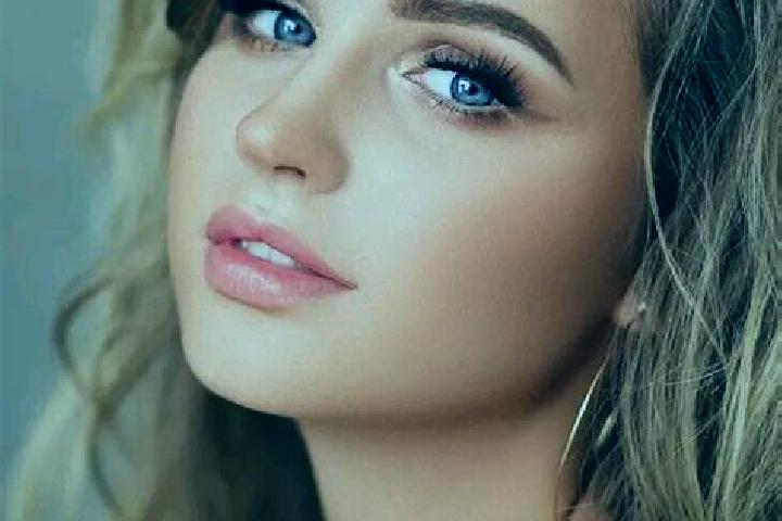 Hazel, 35, a dark blonde blue-eyed european companion based in Eike. Offering Fetish, A-Level, Deep French Kissing. Available for incall and outcall, overnig...