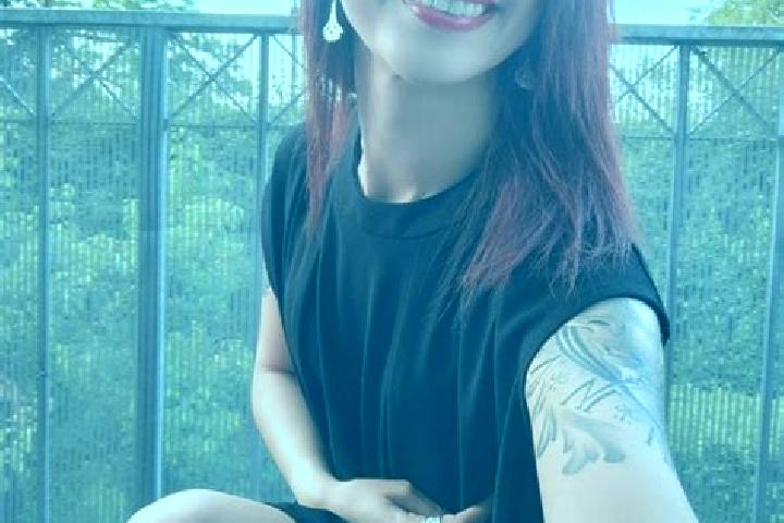 Hazel, 35 — Escort in Aigrefeuille, France