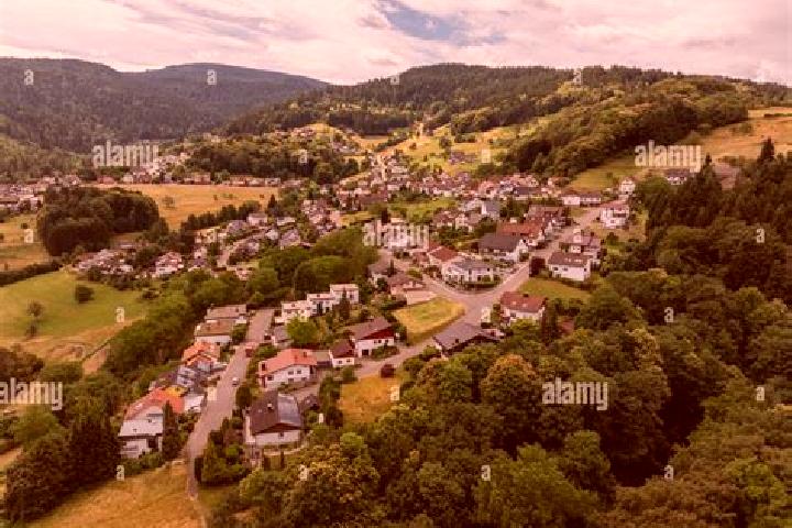 Hazel, 35 — Escort in Buhlertal, Germany