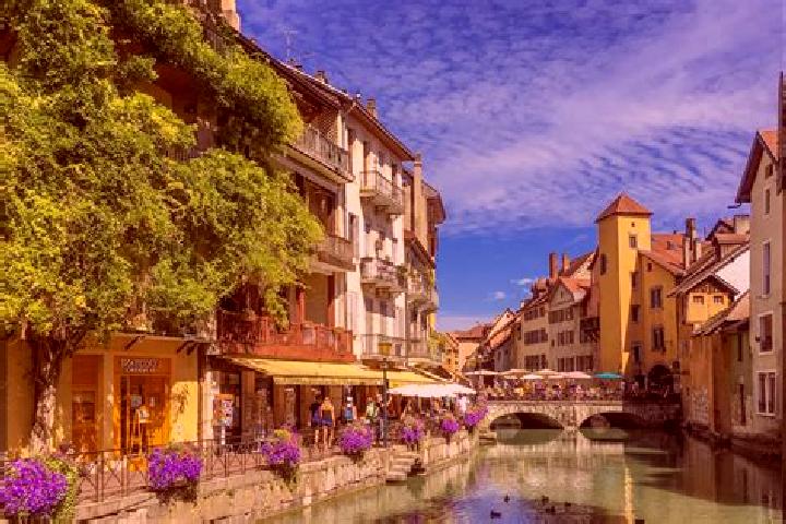Hazel, 35 — Escort in Montgiscard, France