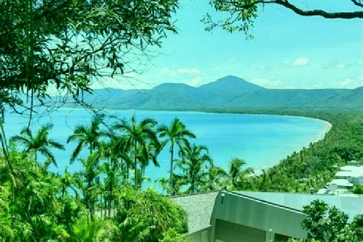 Hazel, 35 — Escort in Port Douglas, Australia