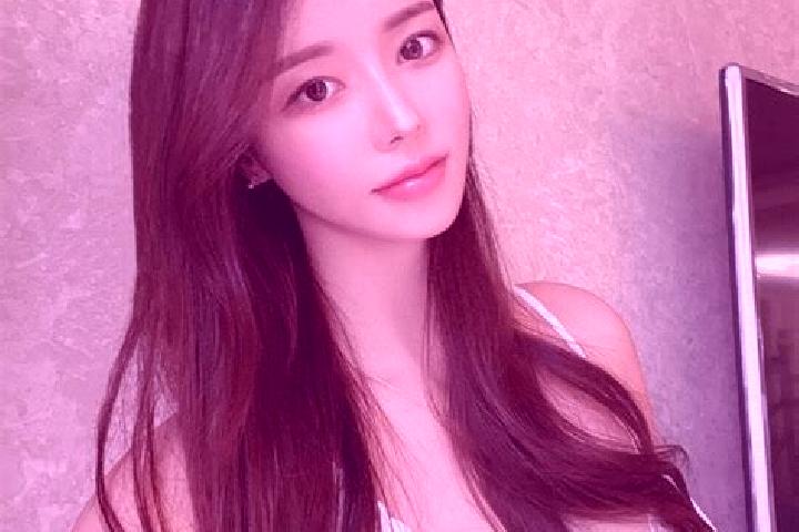 Hazel, 35 — Escort in Shijiazhai, China