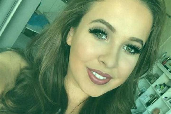 Hazel, 36, a auburn brown-eyed caucasian companion based in Choropampa. Offering 69, Dinner Date, OWO, Striptease. Available for incall and outcall, overnigh...