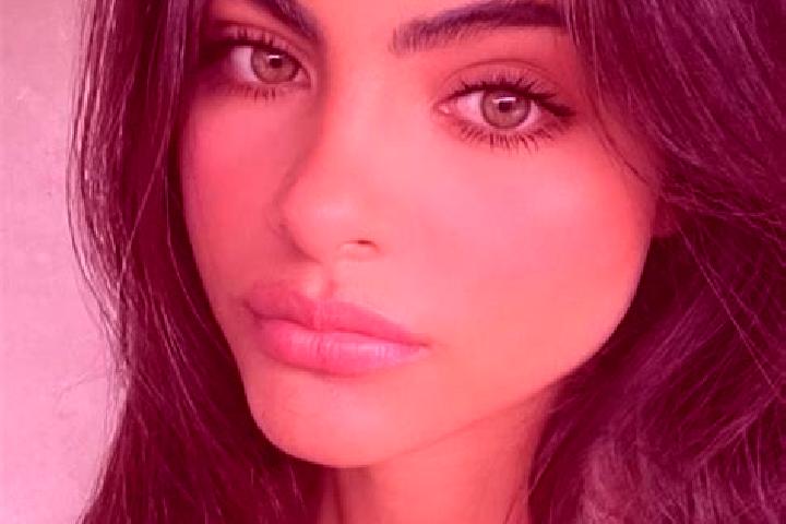 Hazel, 36, a black hazel-eyed mediterranean companion based in Glossop. Offering CIM, Tantra, Roleplay, OWO, Prostate Massage. Available for incall and outca...