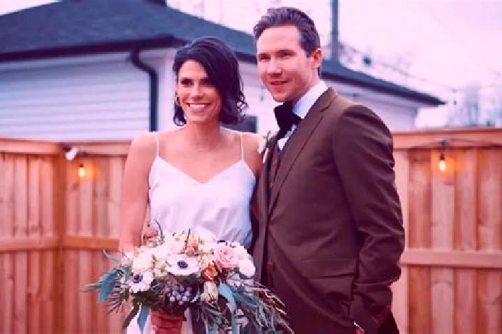 Hazel, 36 — Escort in McKee, Canada