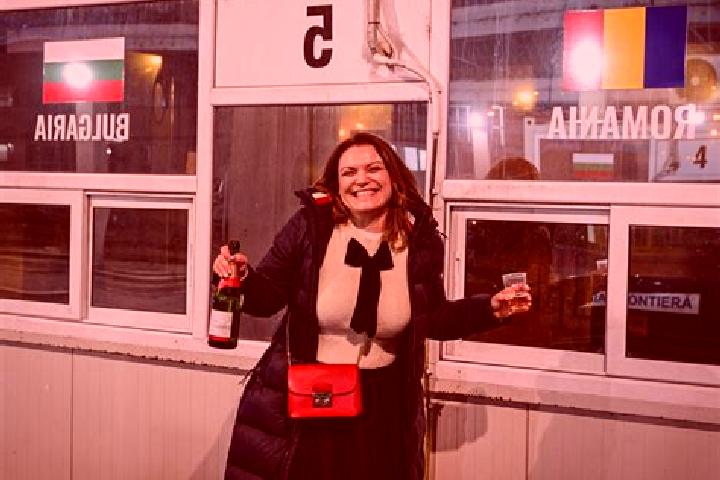 Hazel, 36 — Escort in Oantu, Romania