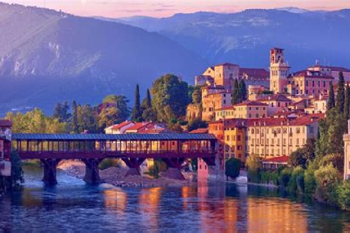 Hazel, 36 — Escort in San Patrizio, Italy