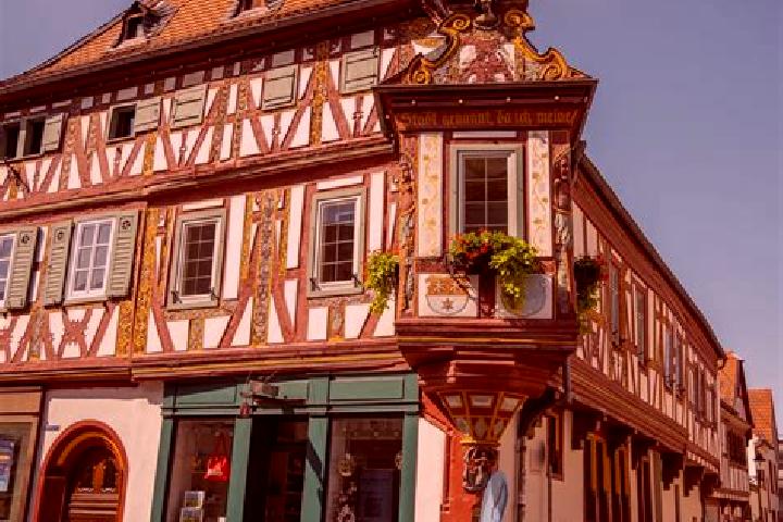 Hazel, 36 — Escort in Seligenstadt, Germany