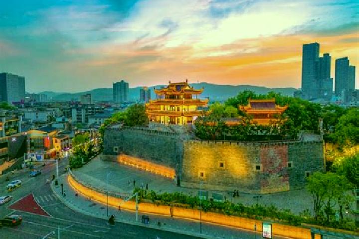 Hazel, 36 — Escort in Tianxin, China