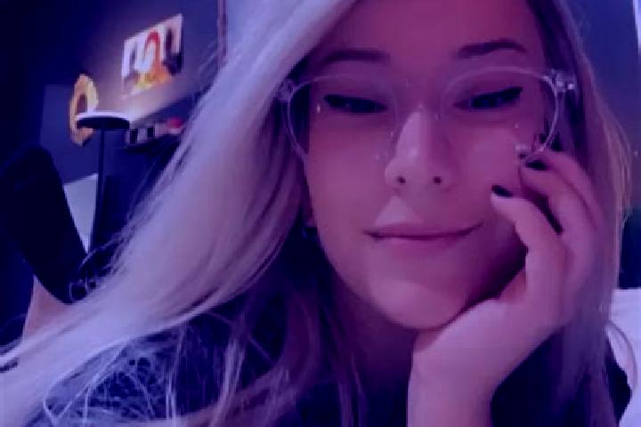 Hazel, 37, a blonde grey-eyed asian companion based in Nuevo Potrero. Offering OWO, Striptease, Couples, A-Level, Deep French Kissing. Available for incall a...