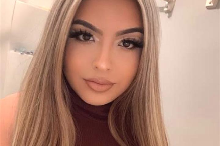 Hazel, 37, a blonde grey-eyed latina companion based in Rieder. Offering Girlfriend Experience, Fetish, Erotic Massage, Striptease. Available for incall and ...
