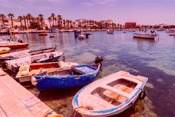 Hazel, 37, a chestnut grey-eyed caribbean companion based in San Cesario di Lecce. Offering Erotic Massage, Travel Companion, 69, Couples, CIM. Available for...
