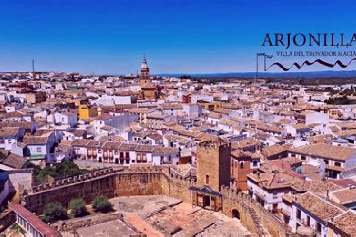 Hazel, 37 — Escort in Arjona, Spain