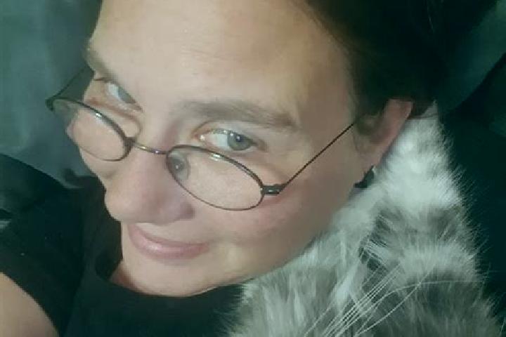 Hazel, 37 — Escort in Dahlhausen, Germany