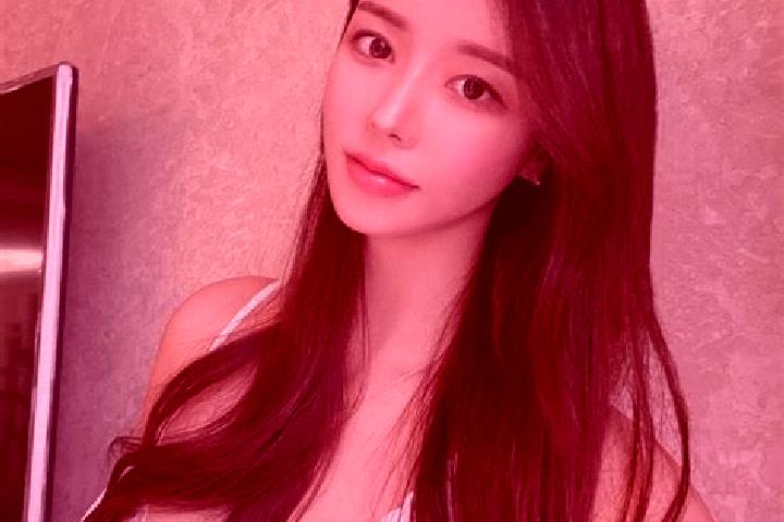 Hazel, 37 — Escort in Fangxi, China