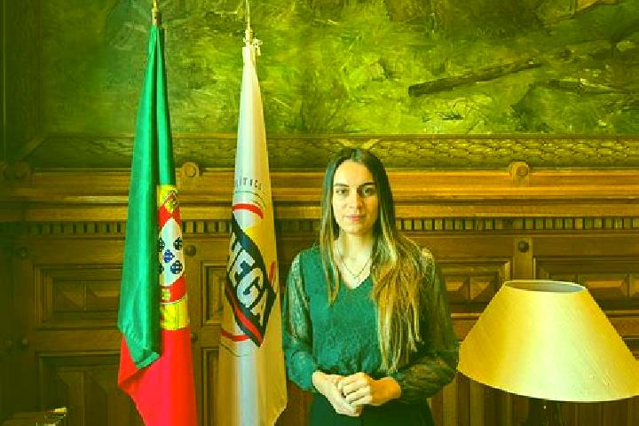 Hazel, 37 — Escort in Milharado, Portugal