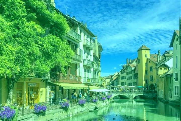 Hazel, 37 — Escort in Village-Neuf, France