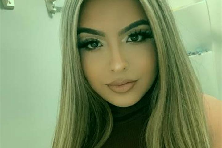 Hazel, 38, a blonde grey-eyed latina companion based in Berga. Offering Travel Companion, Dinner Date, 69. Available for incall and outcall, overnight bookin...