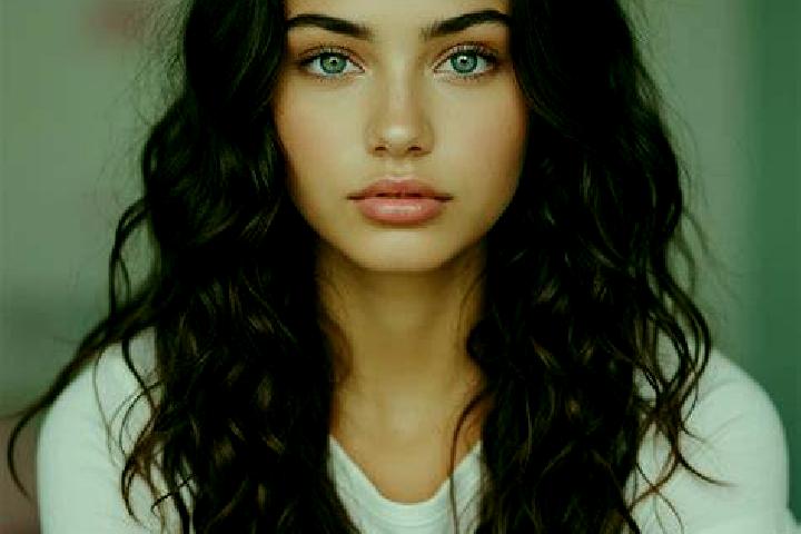 Hazel, 38, a brunette grey-eyed mediterranean companion based in Pampan. Offering Duos, Prostate Massage, Girlfriend Experience. Available for incall and out...
