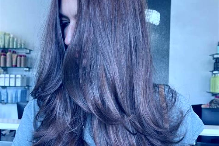 Hazel, 38, a chestnut brown-eyed slavic companion based in Kalparapatti. Offering Striptease, Massage, Roleplay, GFE. Available for incall and outcall, day a...