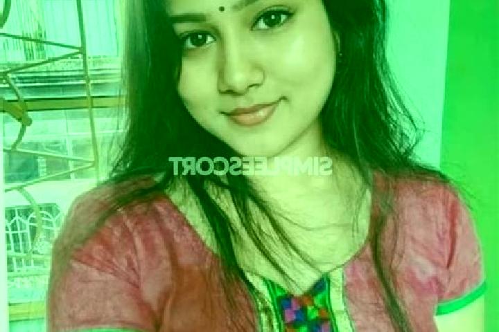 Hazel, 38 — Escort in Alandur, India