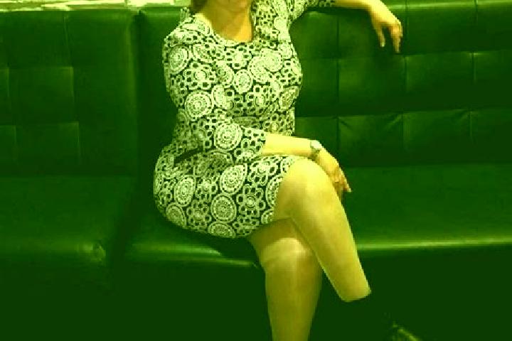 Hazel, 38 — Escort in Dubenec, Czech Republic