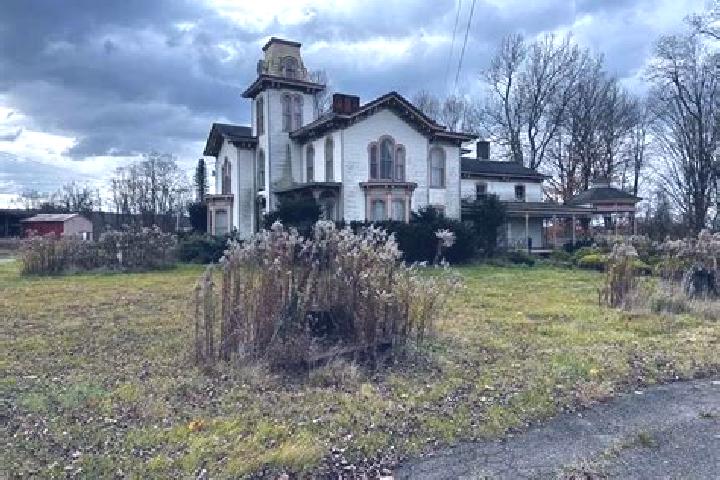 Hazel, 38 — Escort in Sinclairville, United States