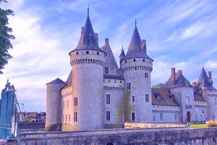 Hazel, 38 — Escort in Sully-sur-Loire, France