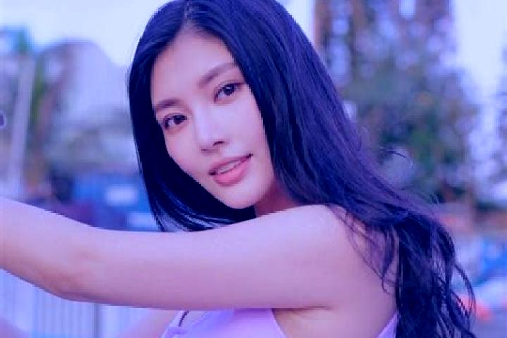 Hazel, 38 — Escort in Xihong Shanzi, China