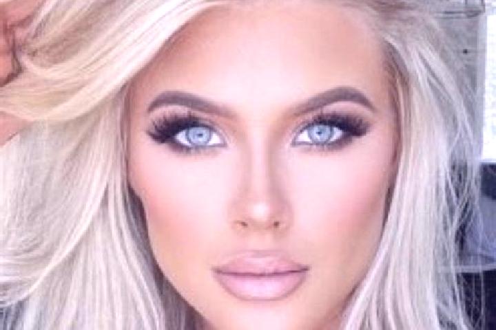 Hazel, 39, a platinum blonde blue-eyed ebony companion based in Tiszadob. Offering A-Level, Erotic Massage, Couples, OWO, Massage. Available for incall and o...