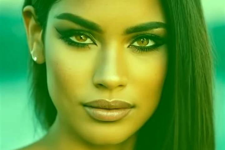 Hazel, 39, a red green-eyed latina companion based in Elkin. Offering Duos, Deep French Kissing, Roleplay, Domination. Available for incall and outcall, day ...