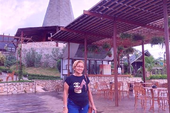 Hazel, 39 — Escort in Gameleiras, Brazil