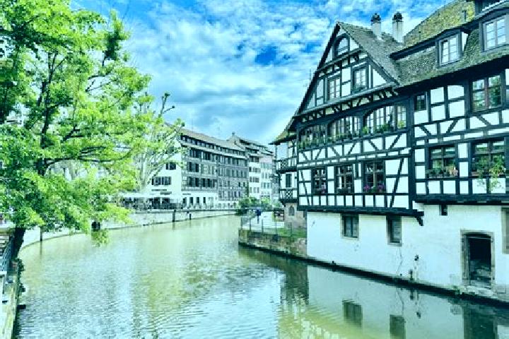 Hazel, 39 — Escort in Gueberschwihr, France