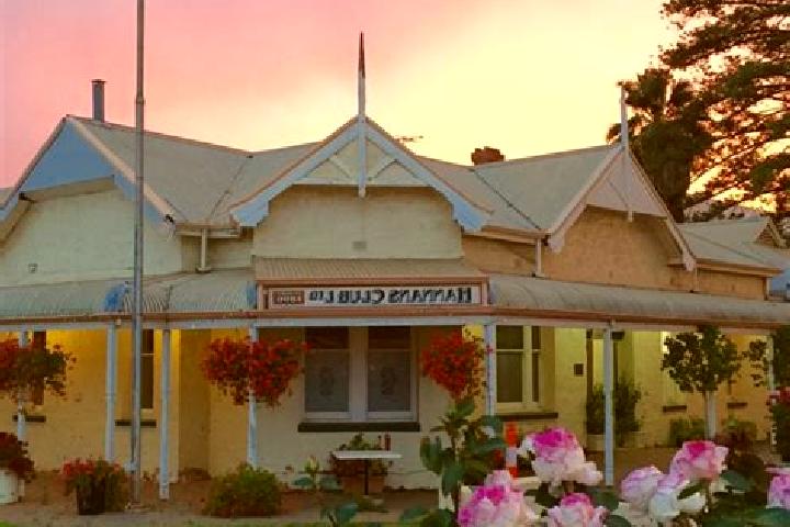 Hazel, 39 — Escort in Hannans, Australia