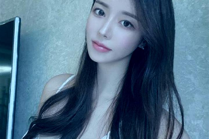 Hazel, 39 — Escort in Lingdangge, China