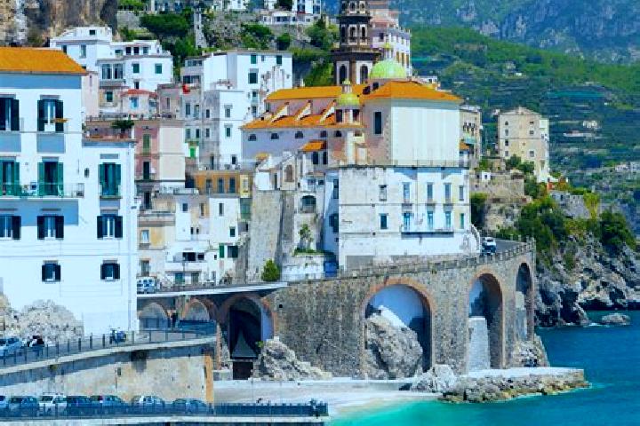 Hazel, 39 — Escort in Poggio Berni, Italy