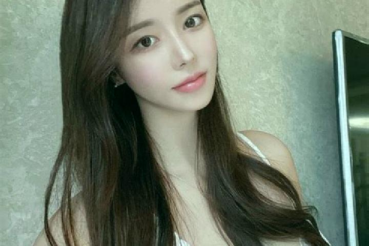 Hazel, 39 — Escort in Wupu, China