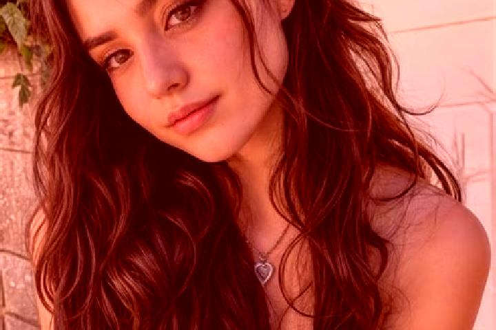 Iris, 20, a brunette hazel-eyed slavic companion based in Zuolan. Offering Overnight, Deep French Kissing, BDSM, Girlfriend Experience. Available for incall ...