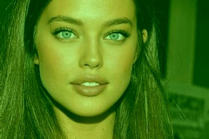 Iris, 20, a chestnut green-eyed mediterranean companion based in Calaceite. Offering CIM, Erotic Massage, GFE. Available for incall and outcall, overnight bo...