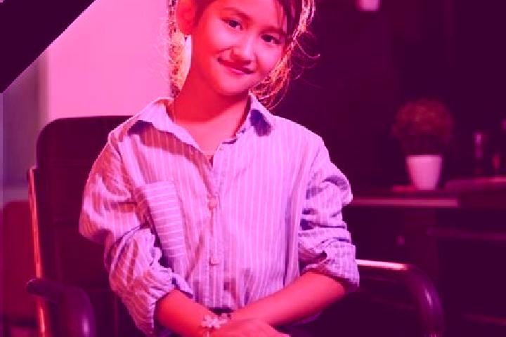 Iris, 20 — Escort in Oinam, India