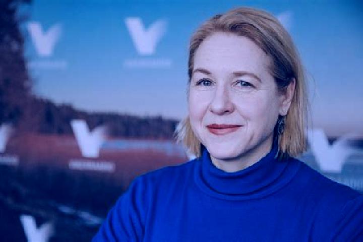 Iris, 20 — Escort in Vaeike-Maarja, Estonia